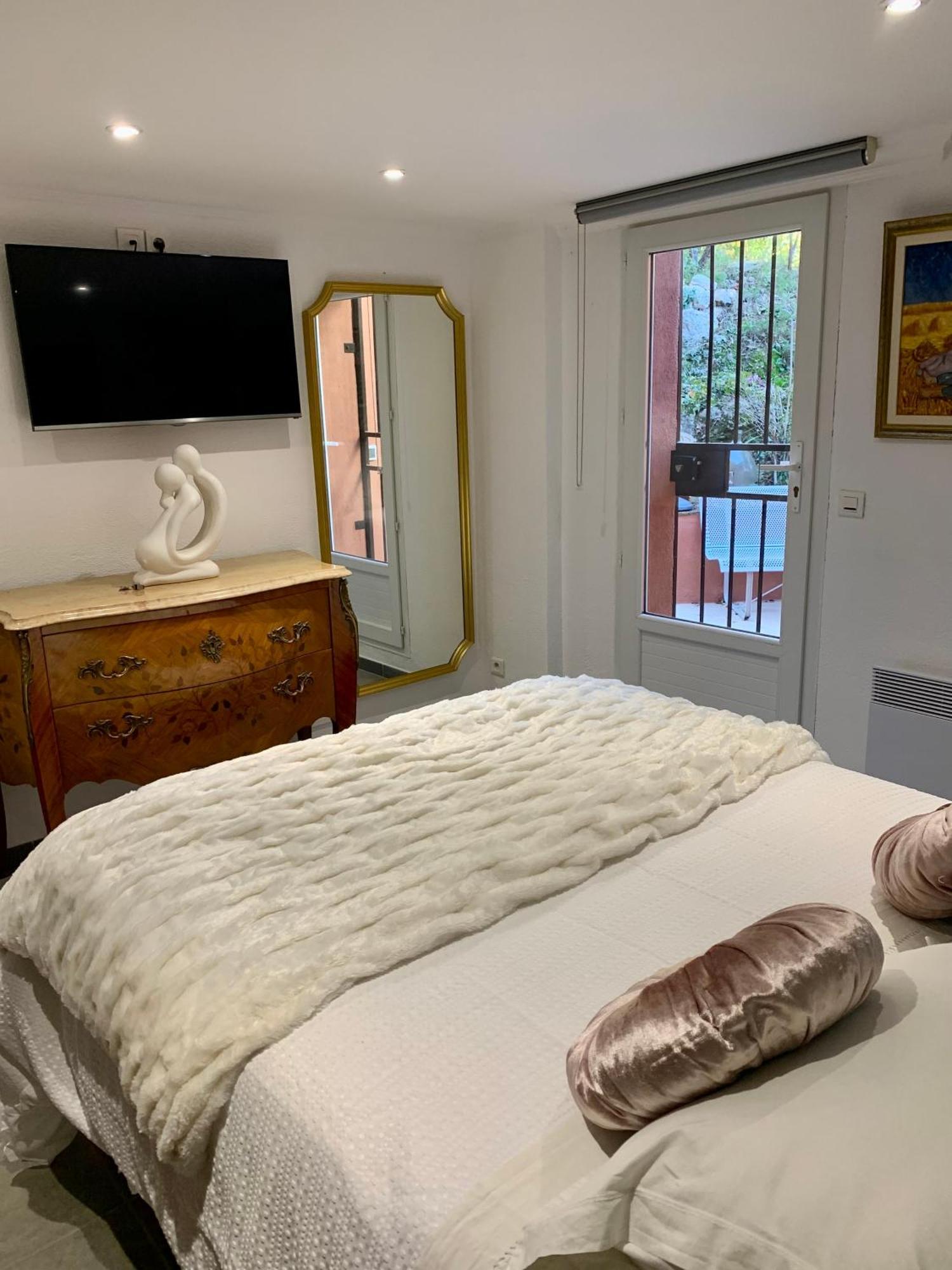 Appartement De Caractere Le Camelia, 56M², Dans Propriete Au Calme Avec Piscine By Le Mas De Louise Et Sacha Solliès-Toucas Esterno foto